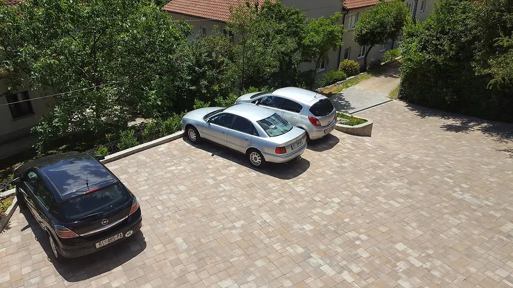 Apartman Pobri Opatija 0*,